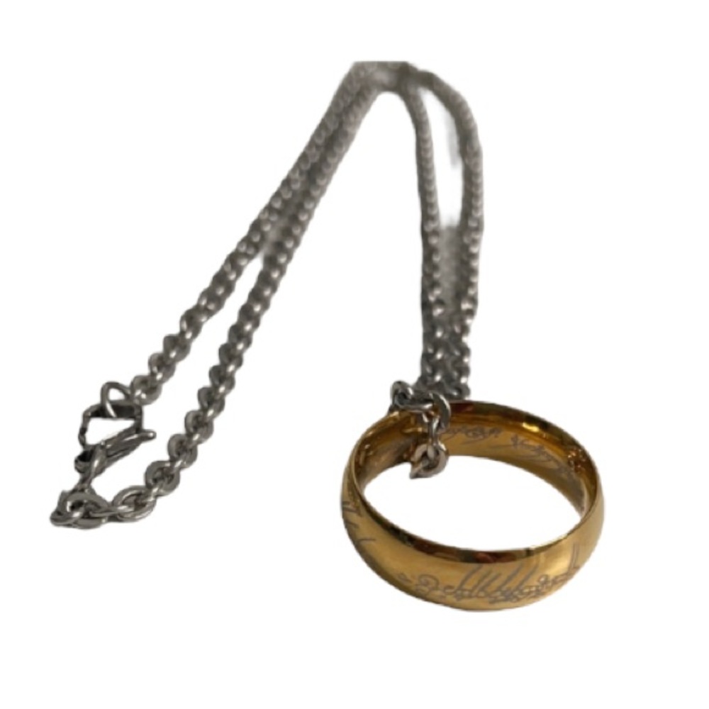 The One Ring Necklace